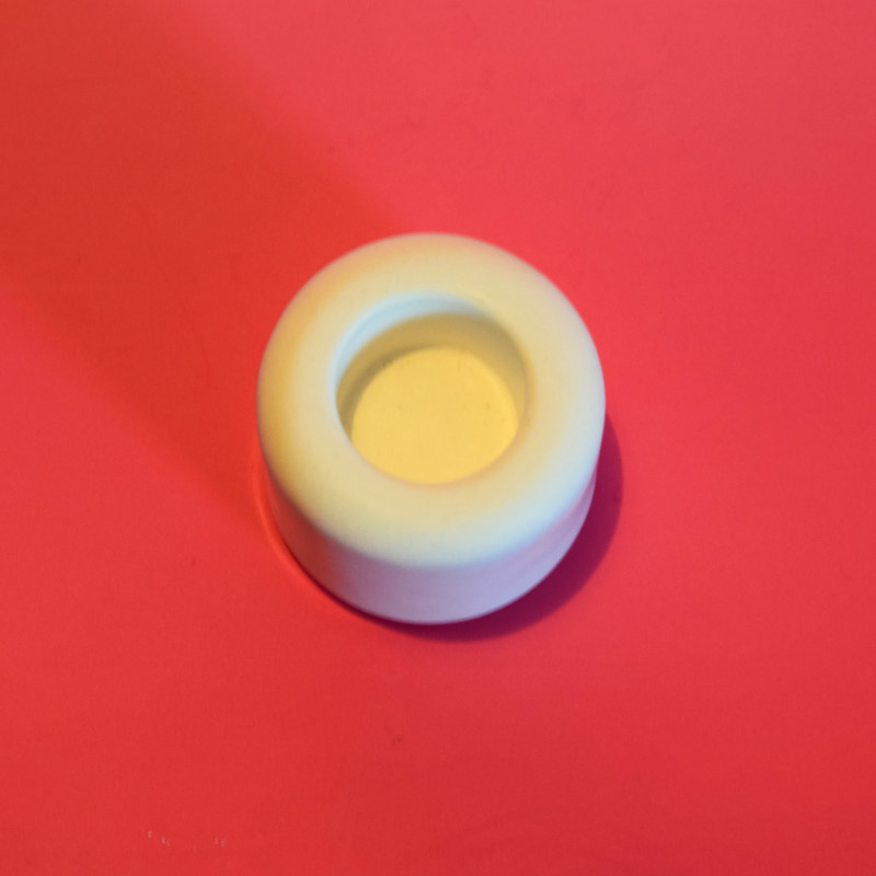 Olivenwachskerze mit Keraflot-Ständer – 16 cm