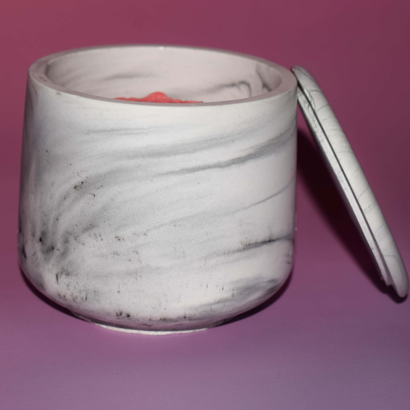 Tischstille – Deko-Set mit Pflanzgefäß & Duftkerze (Nachfüllbar)