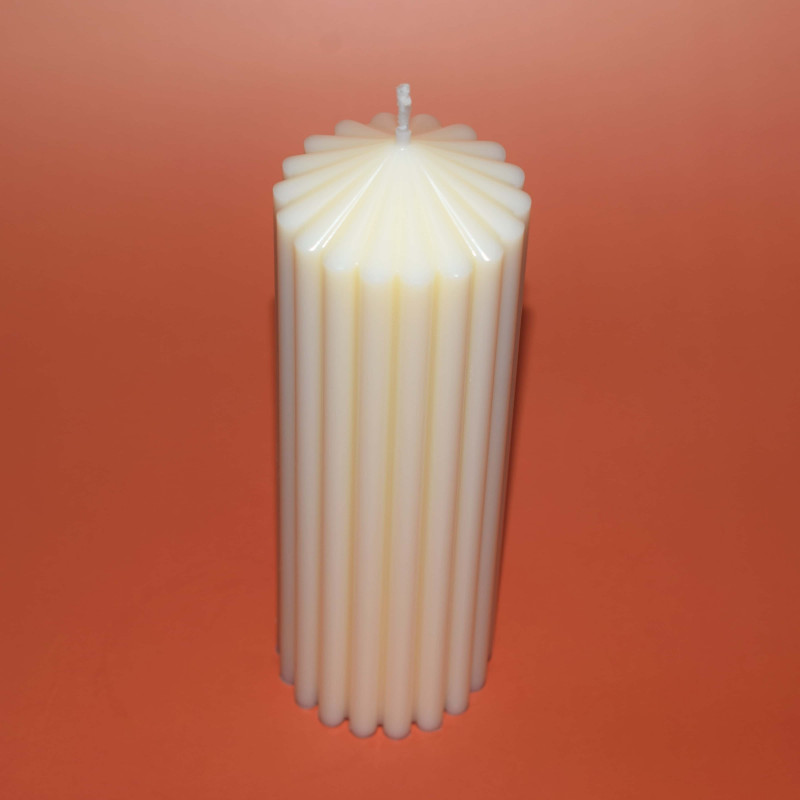 Rillenkerze Lichtspiel aus Olivenwachs